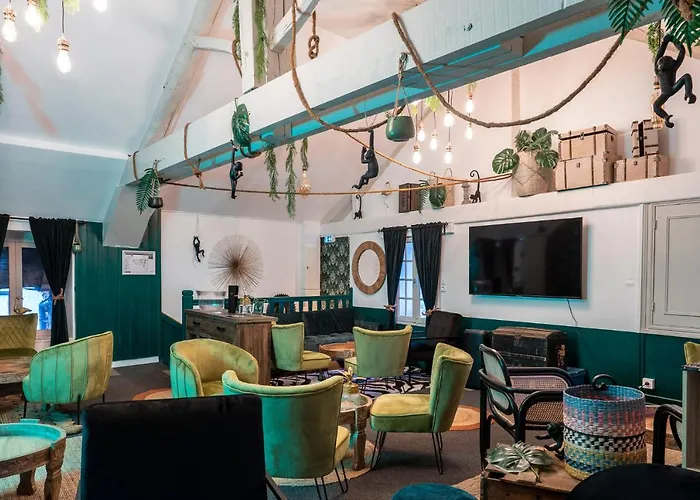 Chateau Des Ayes - Chambres & Suites